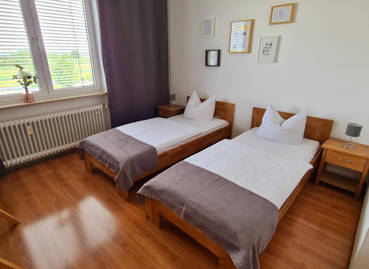 Horn Gaestehaus Leinfelden-Echterdingen Bagian luar foto