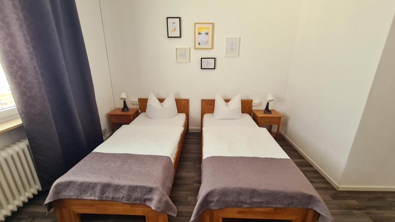 Horn Gaestehaus Leinfelden-Echterdingen Bagian luar foto
