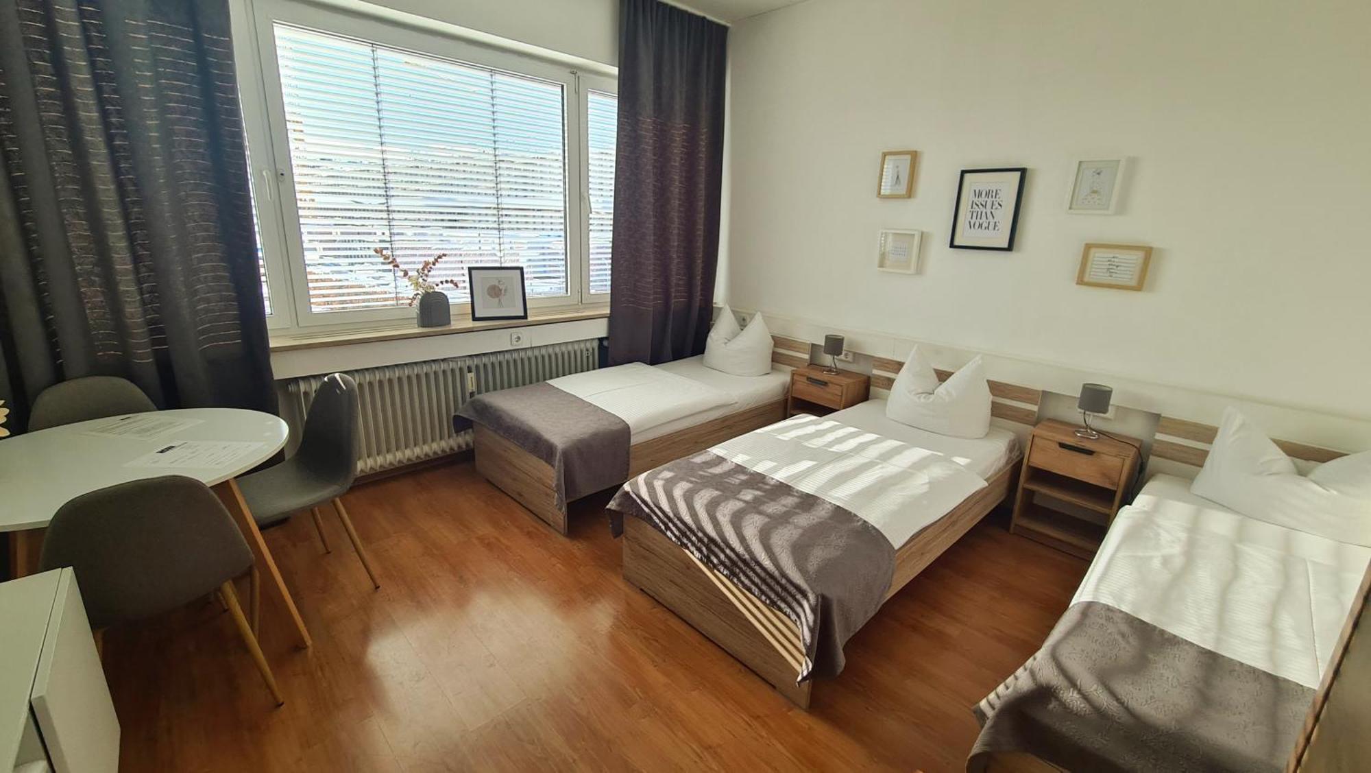 Horn Gaestehaus Leinfelden-Echterdingen Bagian luar foto
