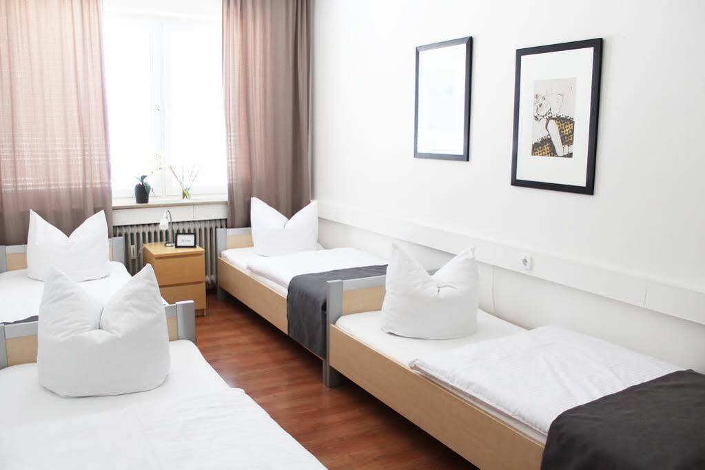 Horn Gaestehaus Leinfelden-Echterdingen Bagian luar foto